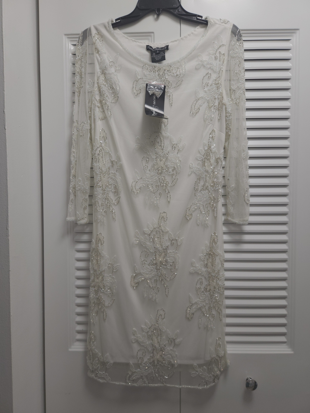 Pisarro Nights White Beaded & Sequin Cocktail Dress Sheath Size 8 NWT